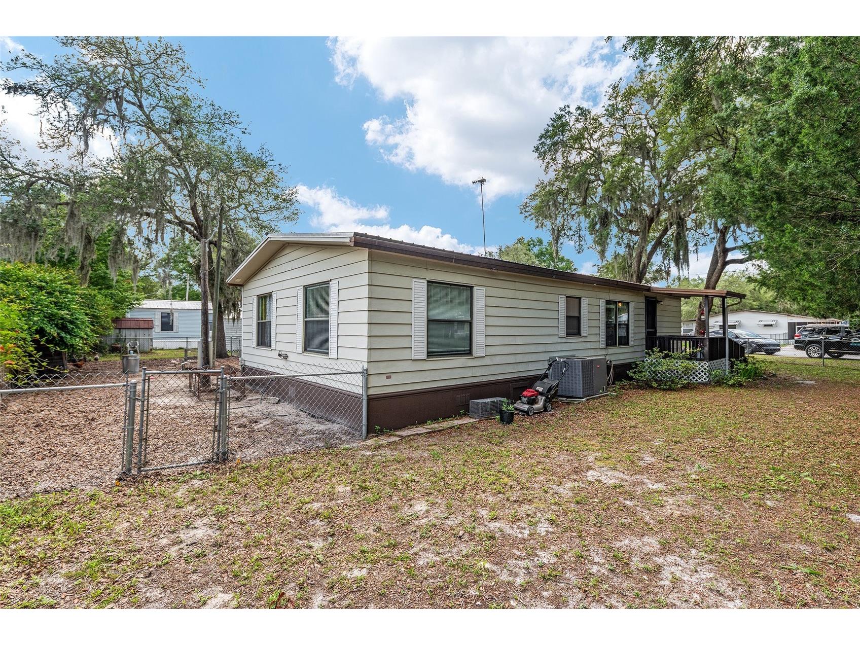 11211 NW 113th Place Chiefland FL 32626 W7886038 image36