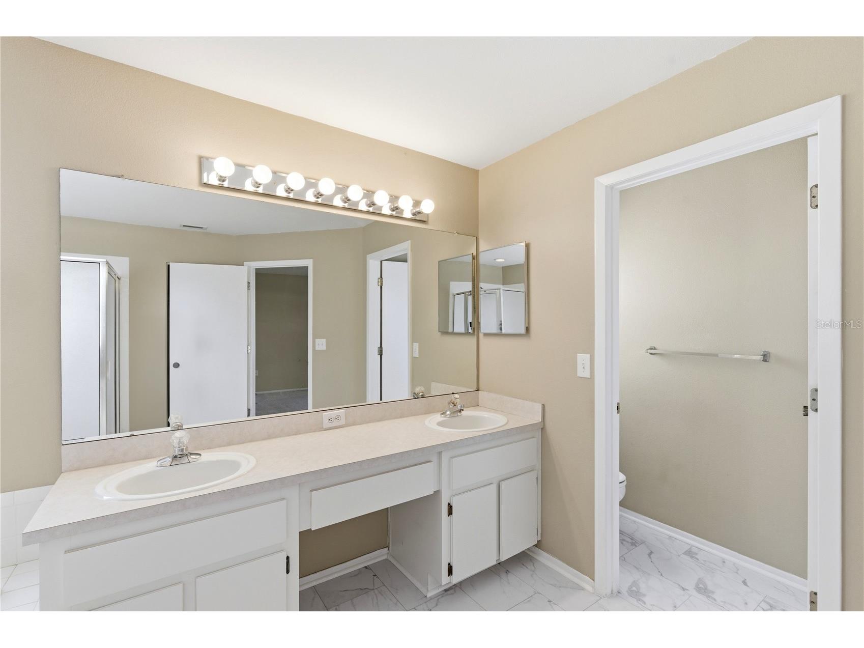 11213 Clayridge Drive Tampa FL 33635 TB8510523 image32