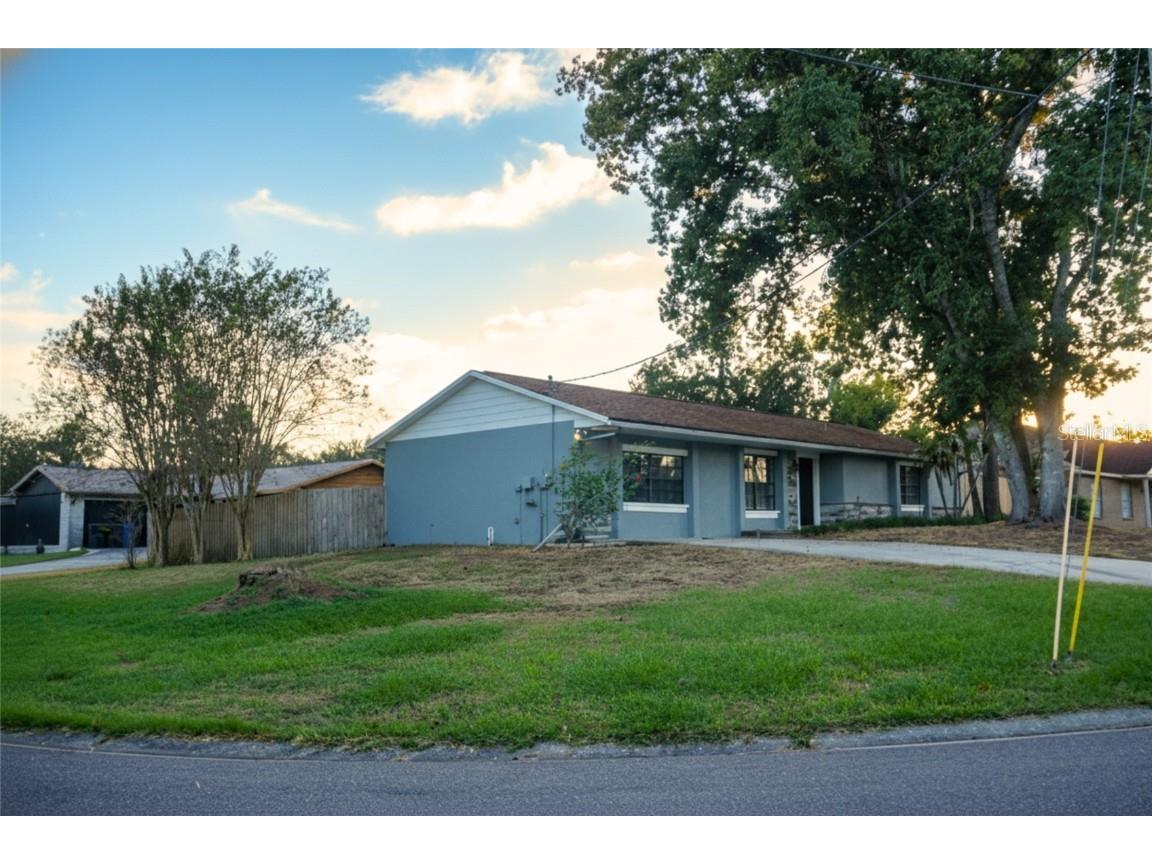 11213 Creekview Drive Riverview FL 33569 TB8446292 image2