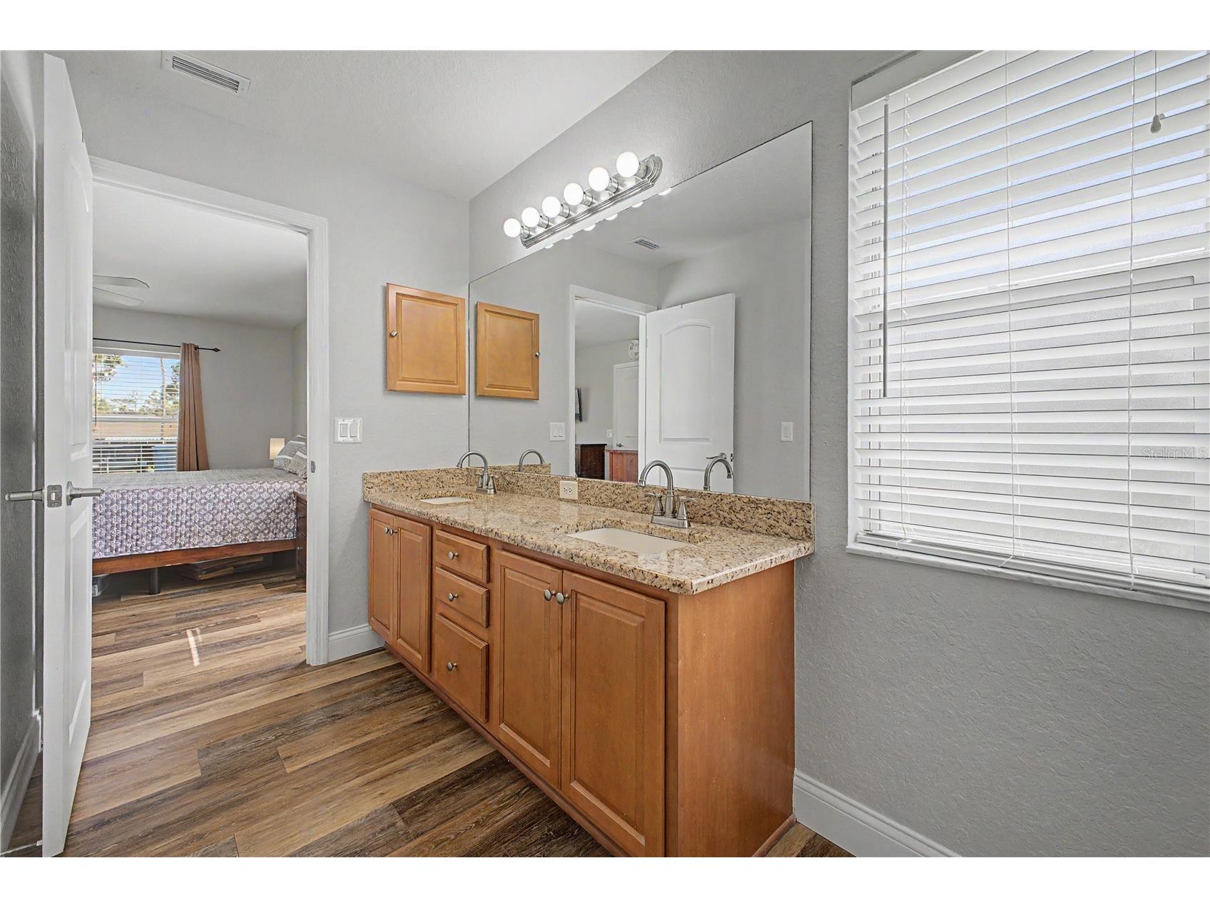 11213 Flock Avenue Weeki Wachee FL 34613 W7885883 image26