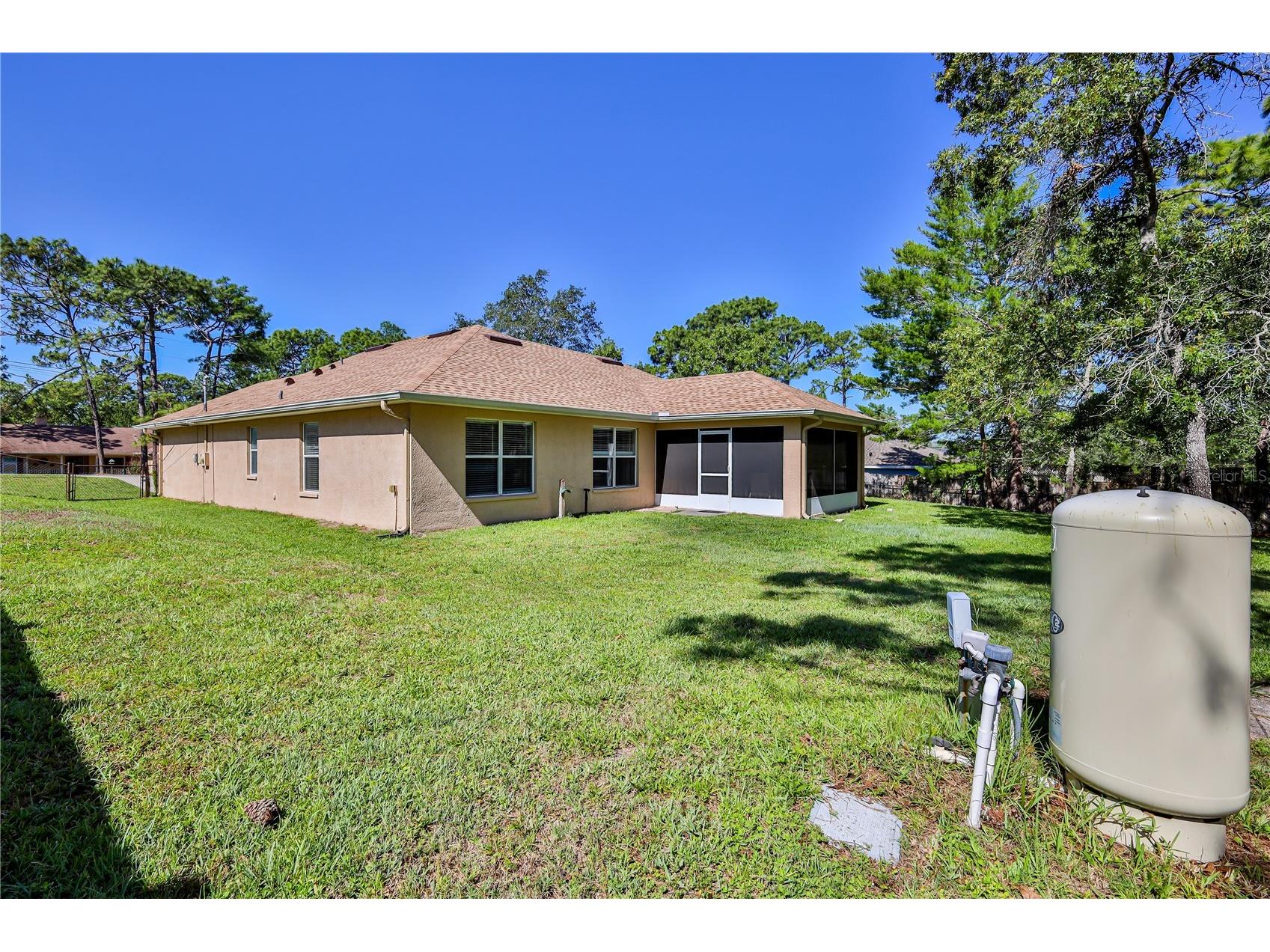 11213 Flock Avenue Weeki Wachee FL 34613 W7885883 image40