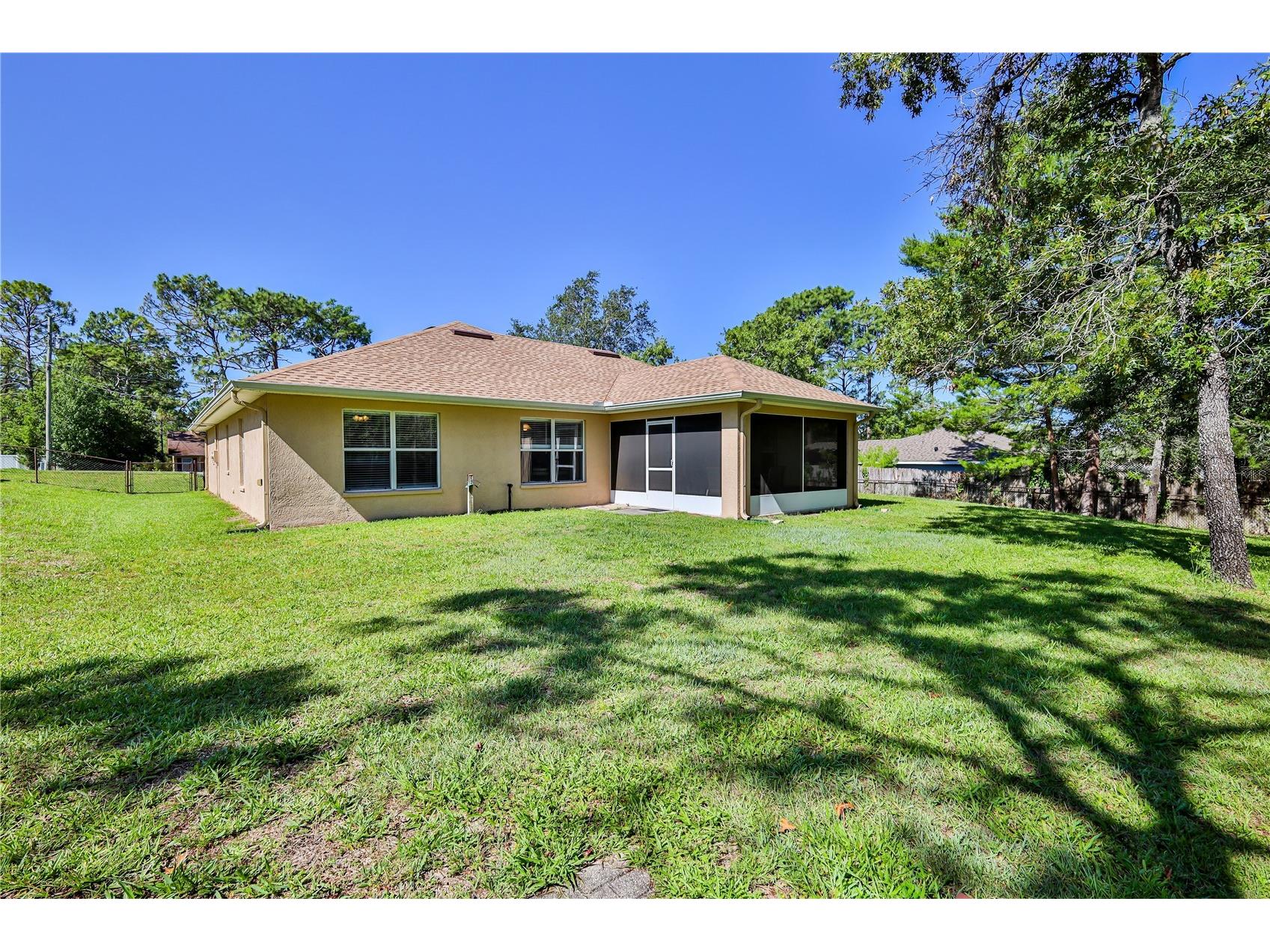 11213 Flock Avenue Weeki Wachee FL 34613 W7885883 image41