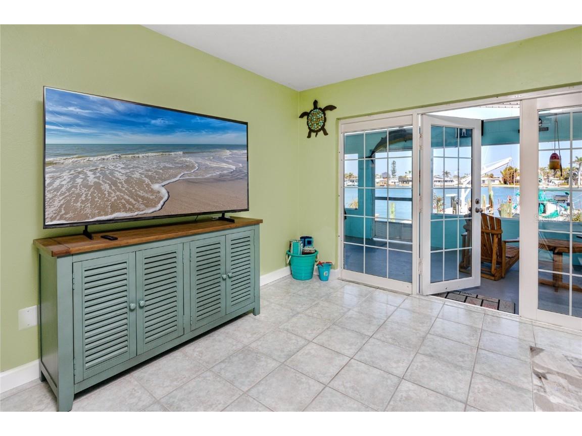 11215 3rd Street E #1 Treasure Island FL 33706 TB8382571 image11