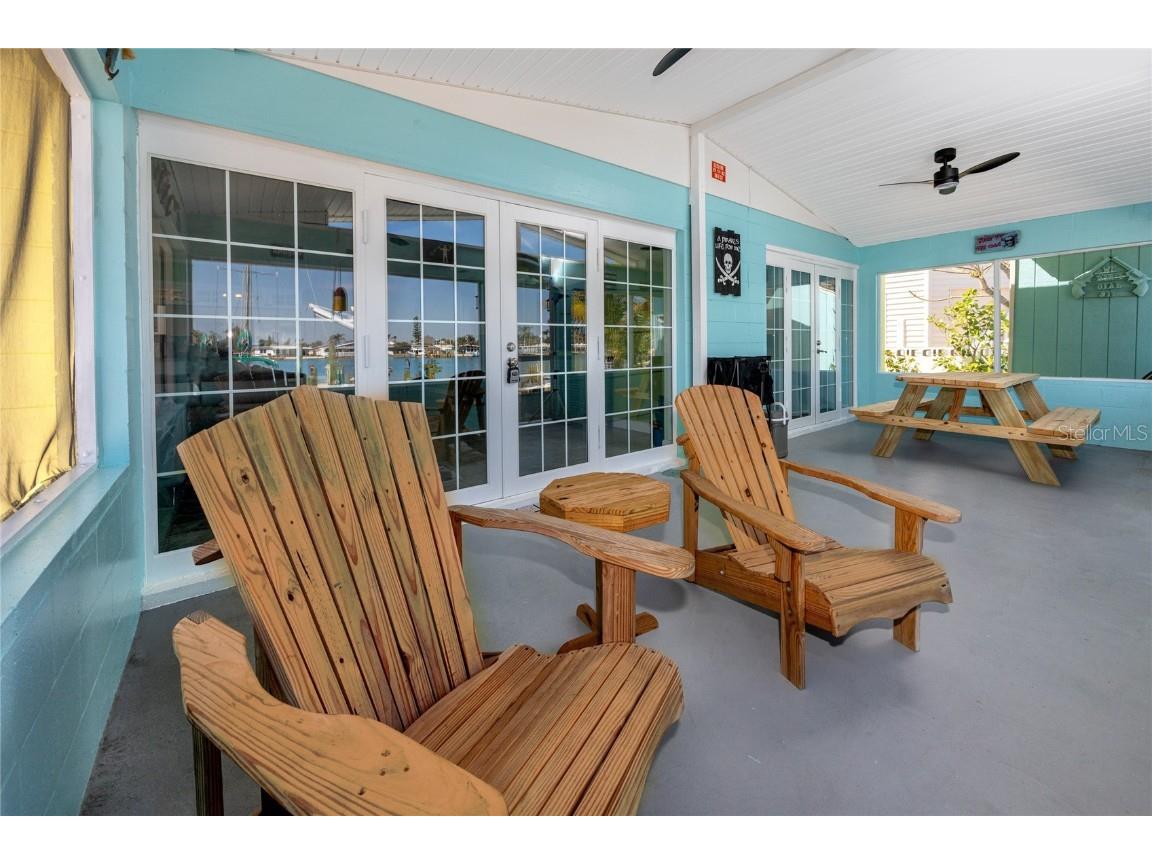 11215 3rd Street E #1 Treasure Island FL 33706 TB8382571 image5