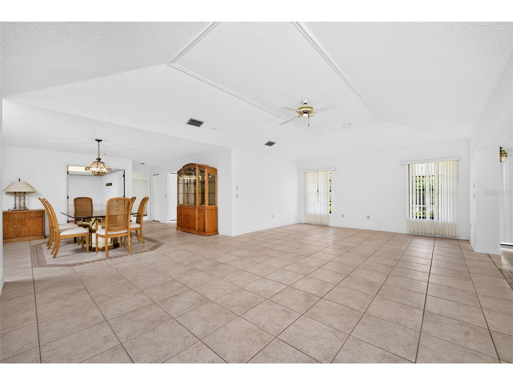 11215 SW Courtney Drive Lake Suzy FL 34269 C7527821 image17