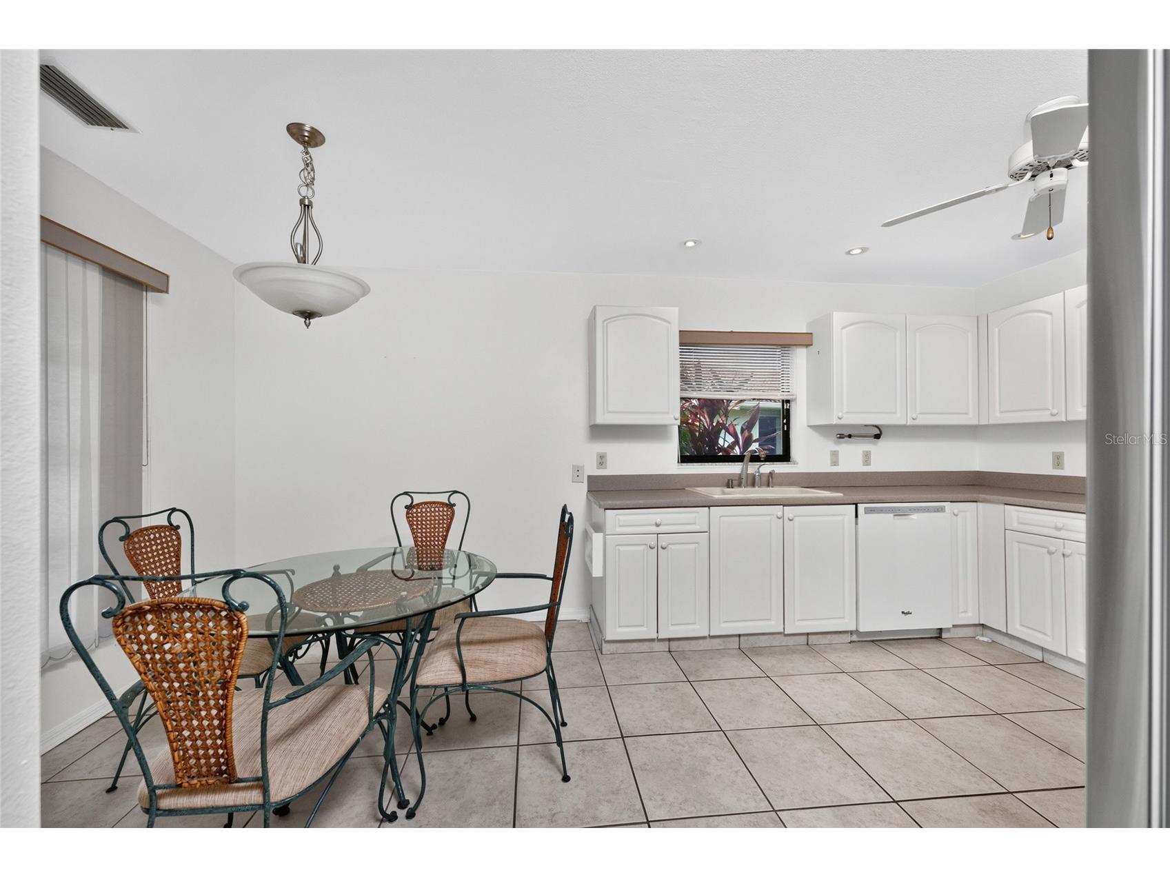 11215 SW Courtney Drive Lake Suzy FL 34269 C7527821 image19