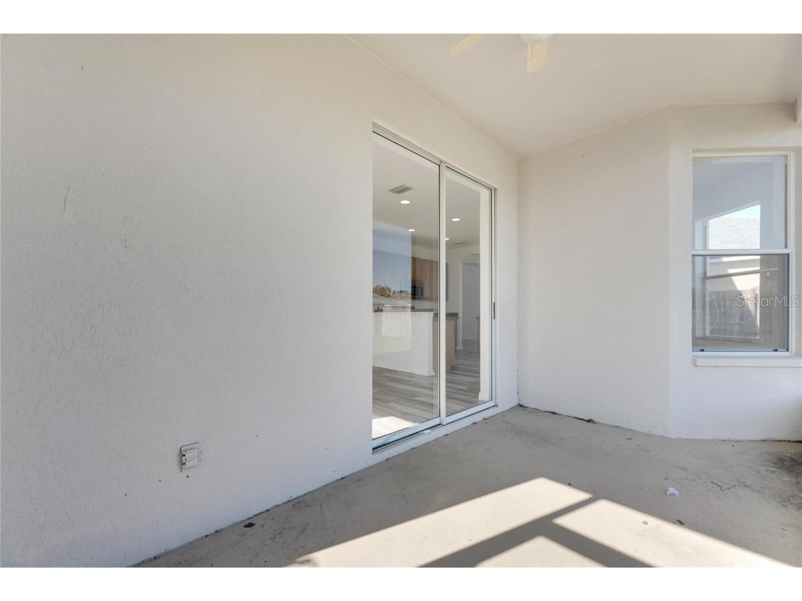 11217 Avery Oaks Drive Tampa FL 33625 TB8323877 image48