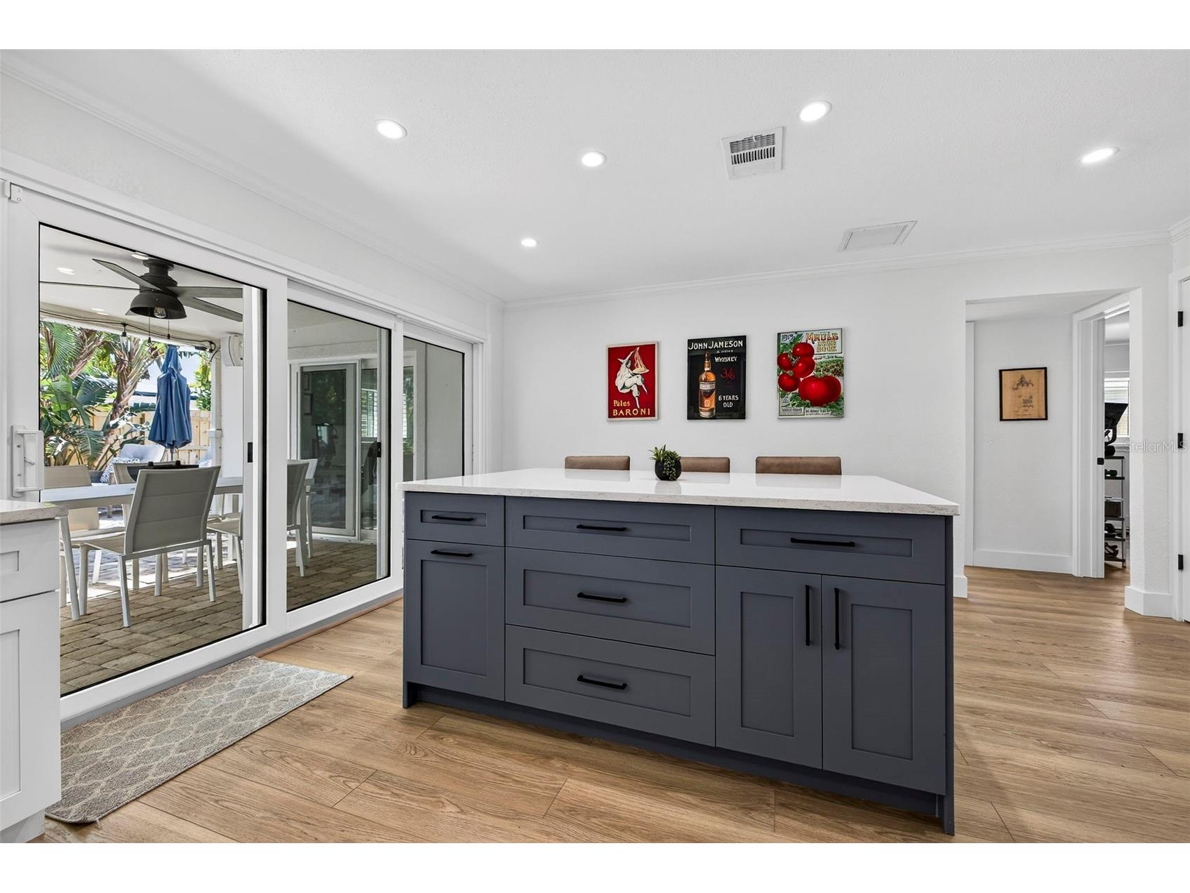 1122 45th Avenue NE Saint Petersburg FL 33703 TB8527187 image12