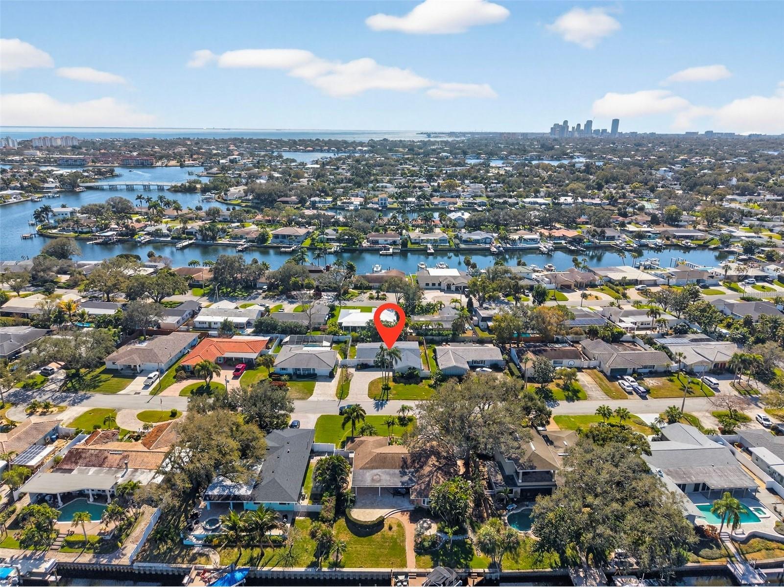 1122 45th Avenue NE Saint Petersburg FL 33703 TB8527187 image3