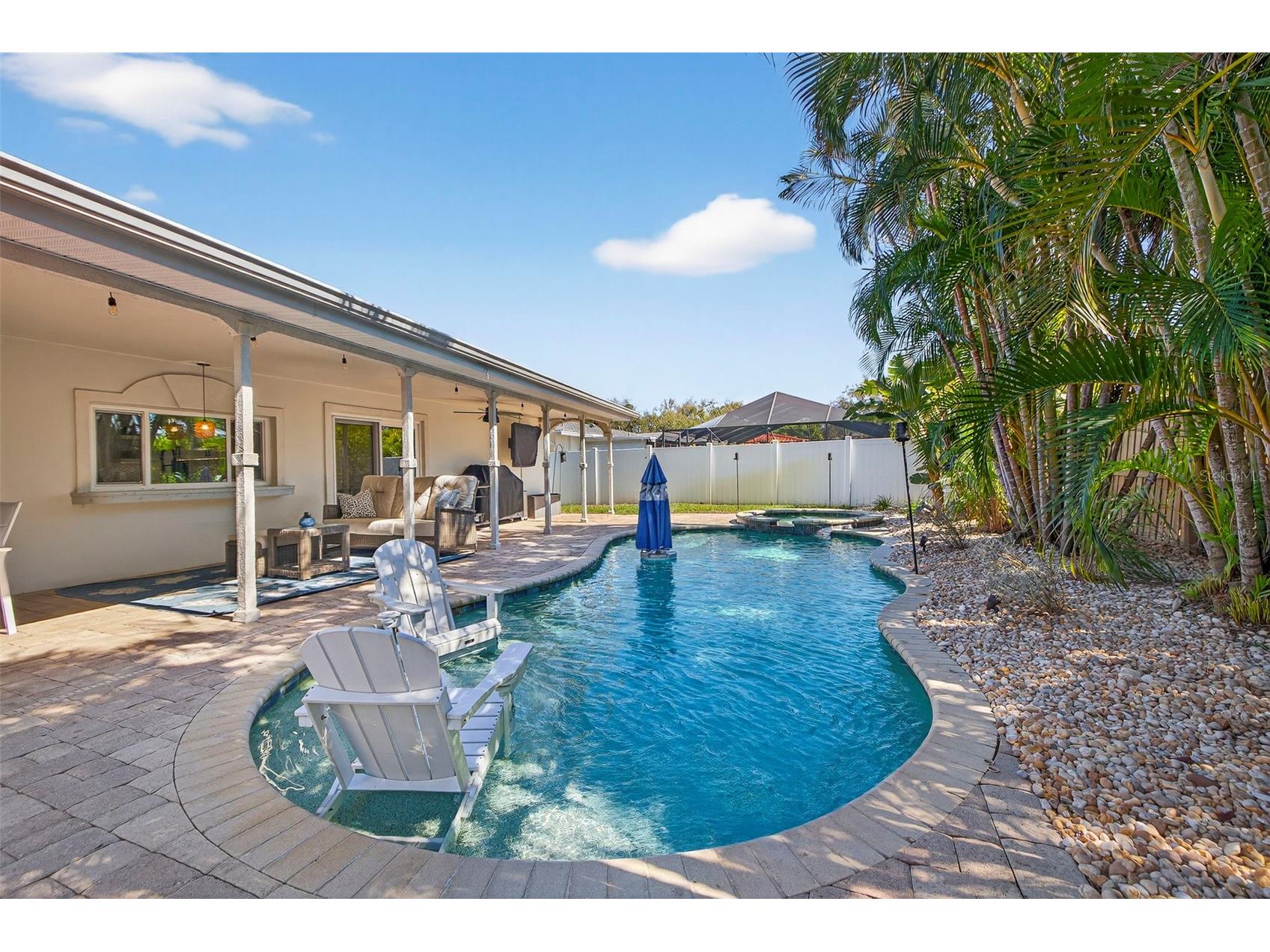 1122 45th Avenue NE Saint Petersburg FL 33703 TB8527187 image36