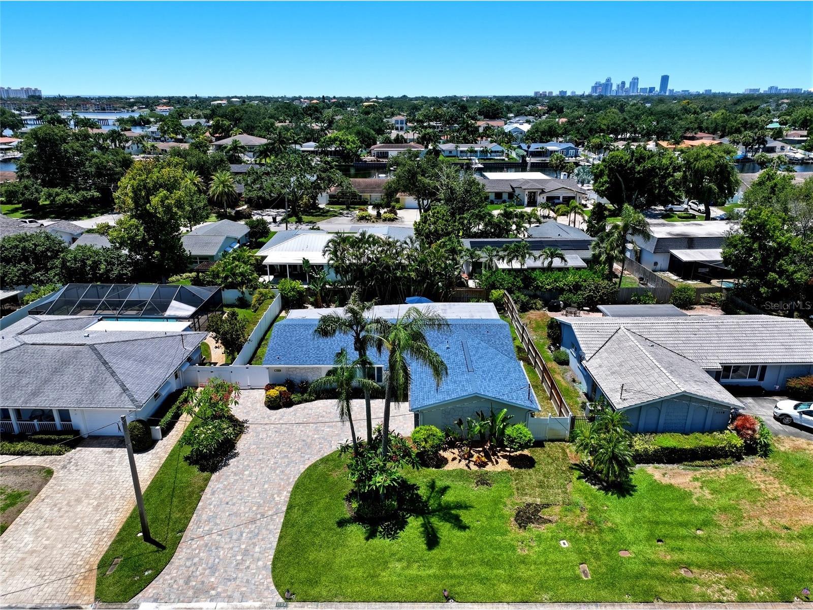 1122 45th Avenue NE Saint Petersburg FL 33703 TB8527187 image39