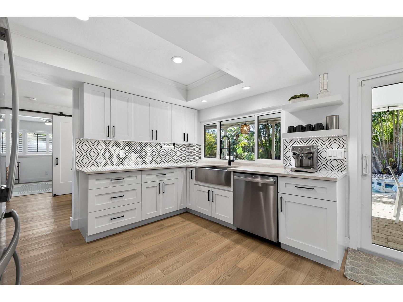 1122 45th Avenue NE Saint Petersburg FL 33703 TB8527187 image6