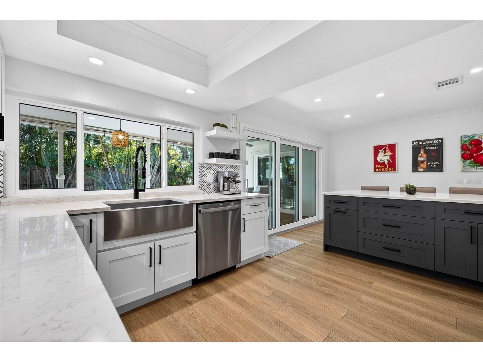 1122 45th Avenue NE Saint Petersburg FL 33703 TB8527187 image7