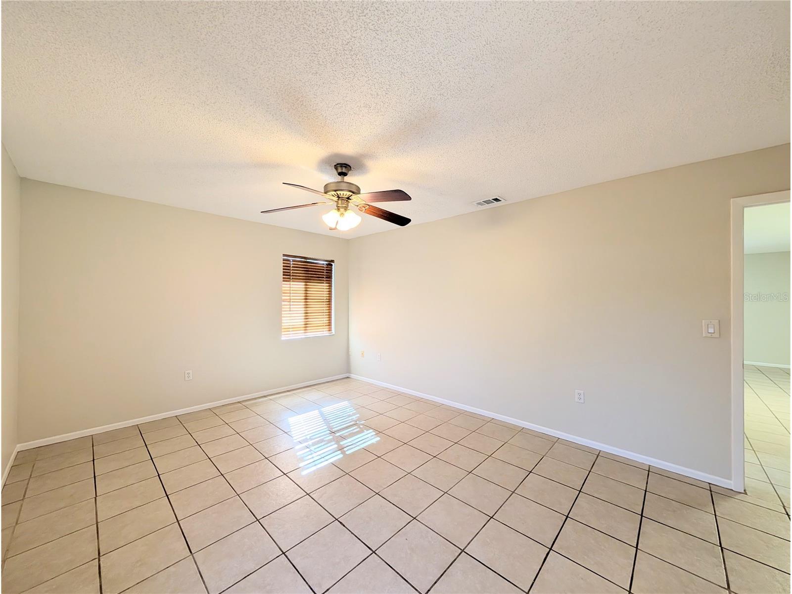 1122 68th Avenue Drive W #5 Bradenton FL 34207 A4686702 image5
