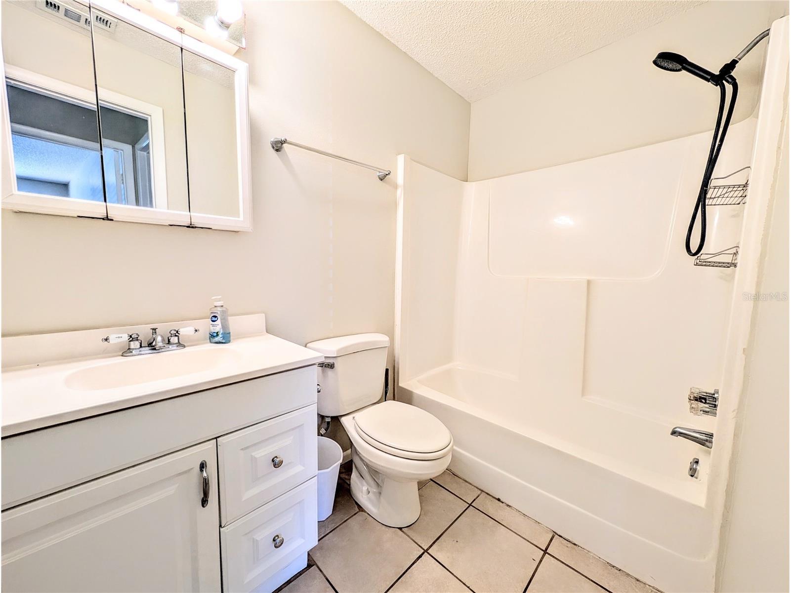 1122 68th Avenue Drive W #5 Bradenton FL 34207 A4686702 image8