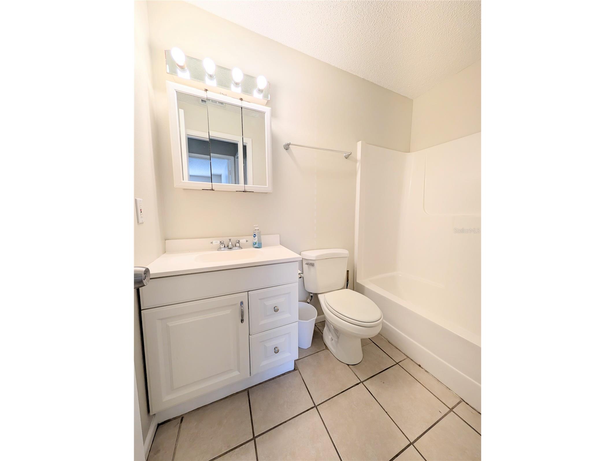 1122 68th Avenue Drive W #5 Bradenton FL 34207 A4686702 image9