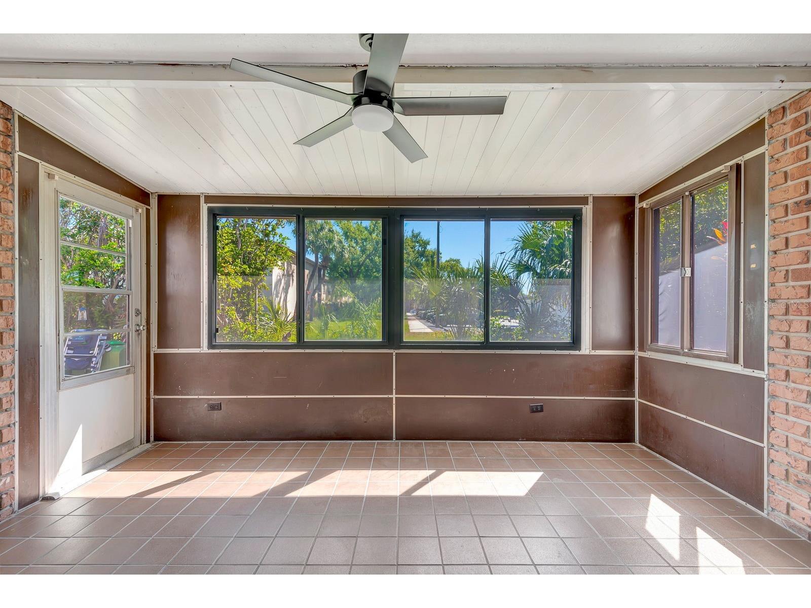 1122 84th Terrace N #A Saint Petersburg FL 33702 A4687277 image24