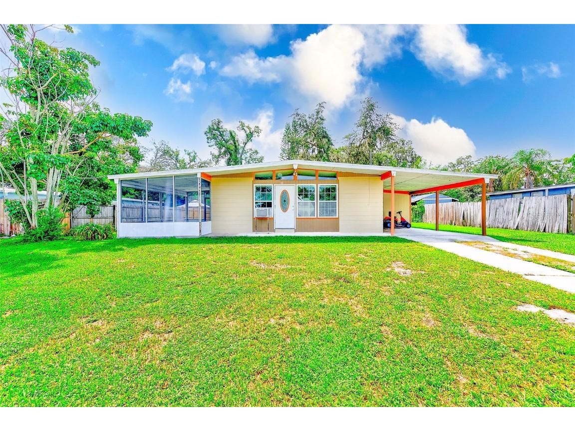 1122 Dogwood Avenue Tampa FL 33613 TB8420656 image1