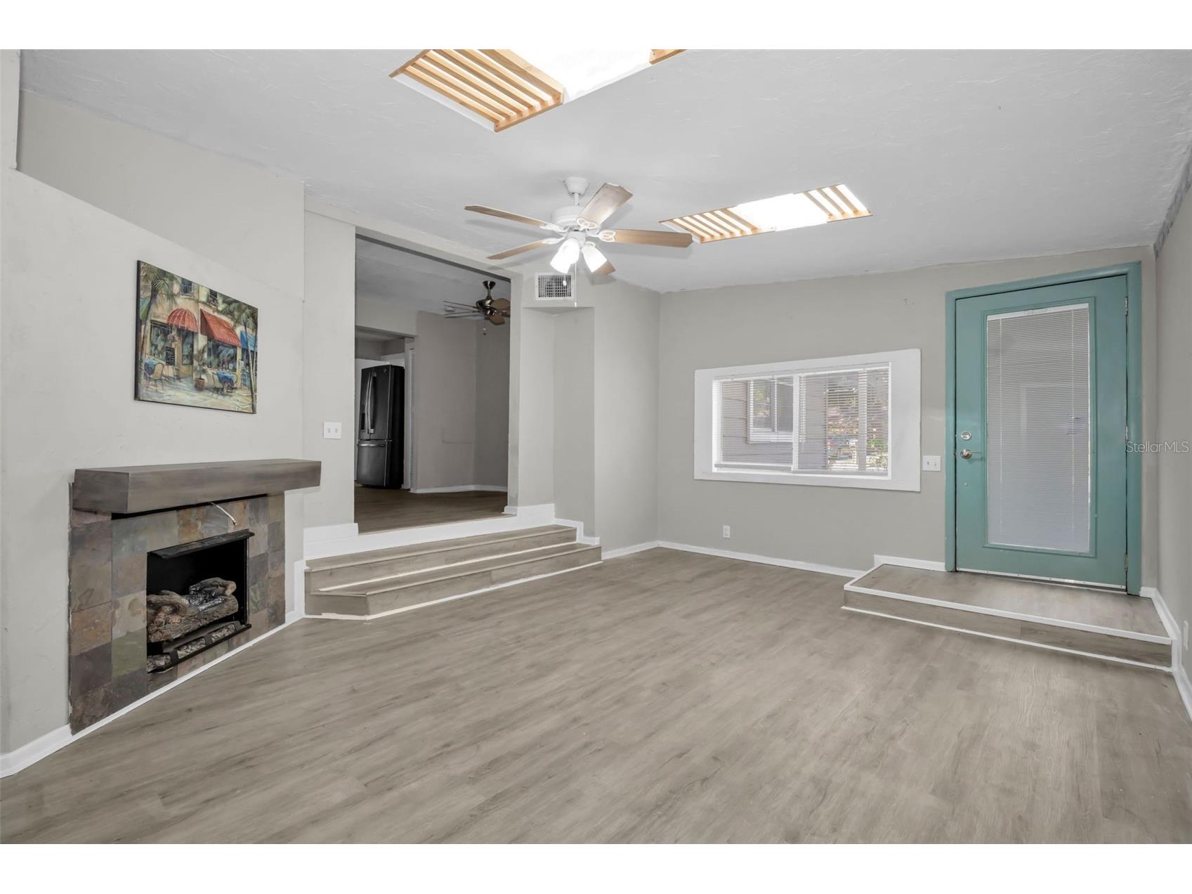 1122 E Oakwood Street Tarpon Springs FL 34689 - LAKE TARPON TB8465999 image4