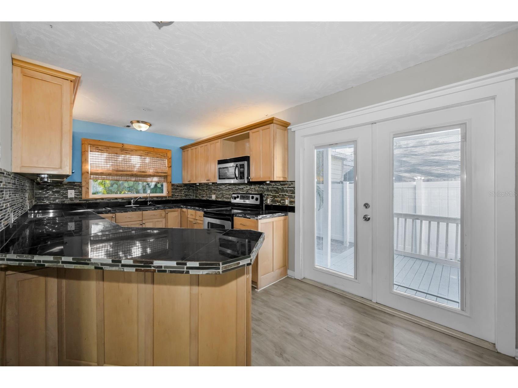 1122 E Oakwood Street Tarpon Springs FL 34689 - LAKE TARPON TB8465999 image8