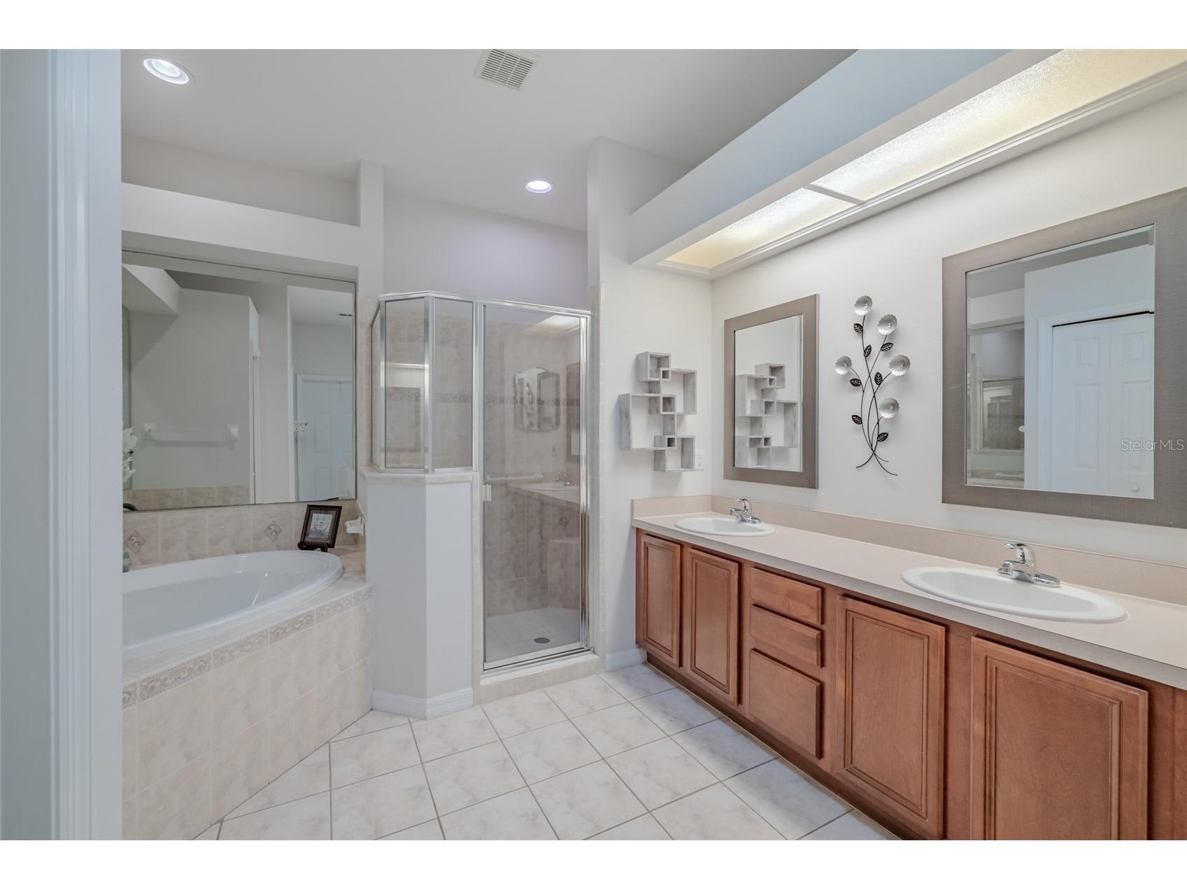 1122 Georgia Trace Avenue Valrico FL 33596 TB8464456 image23