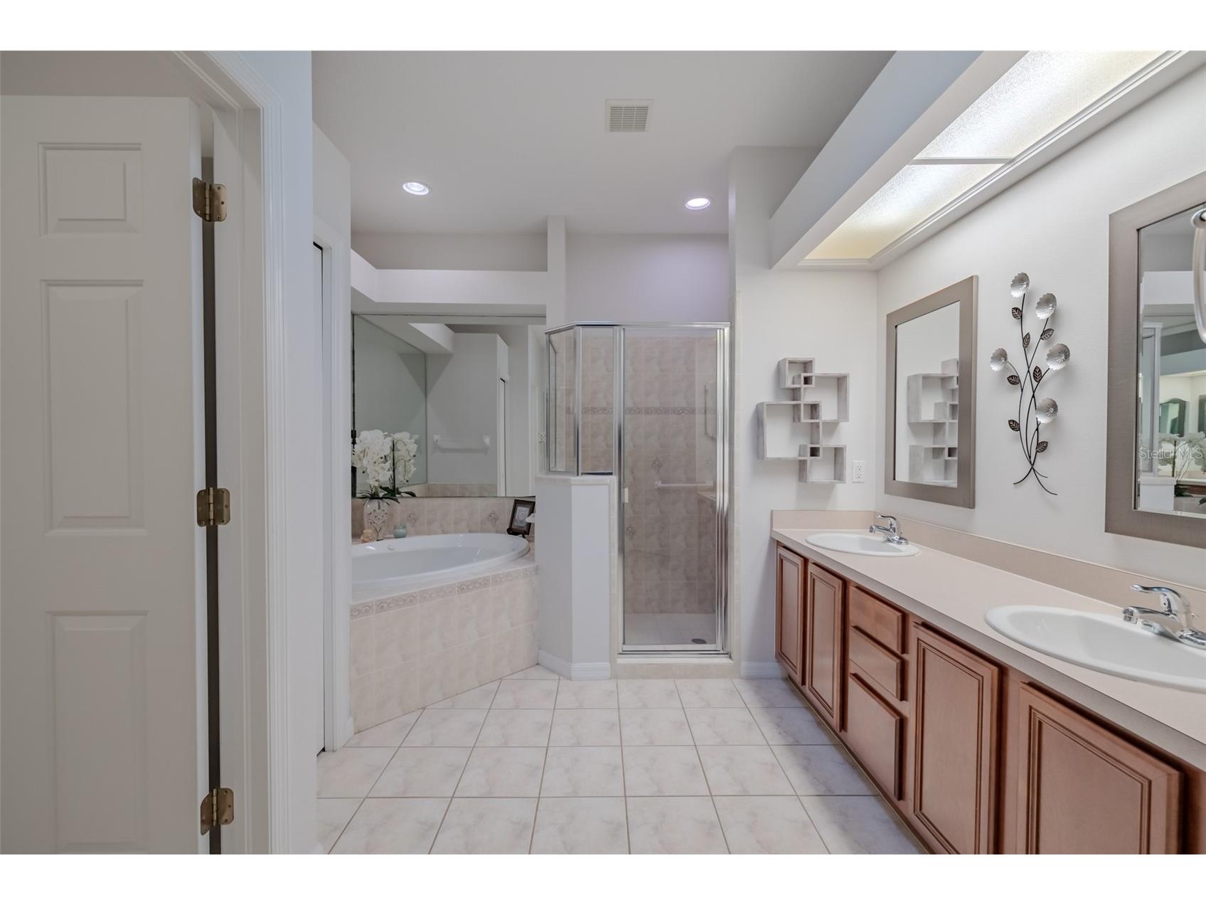 1122 Georgia Trace Avenue Valrico FL 33596 TB8464456 image24