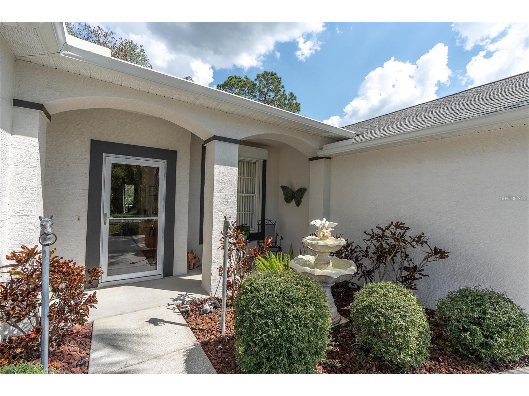 1122 Maravista Drive Trinity FL 34655 W7883733 image3