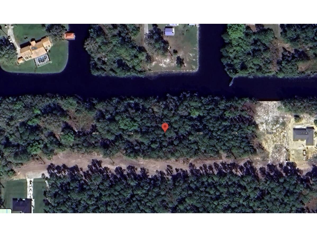 1122 Poinciana Drive Indian Lake Estates FL 33855 - LAKE WALK-IN-WATER TB8421920 image4