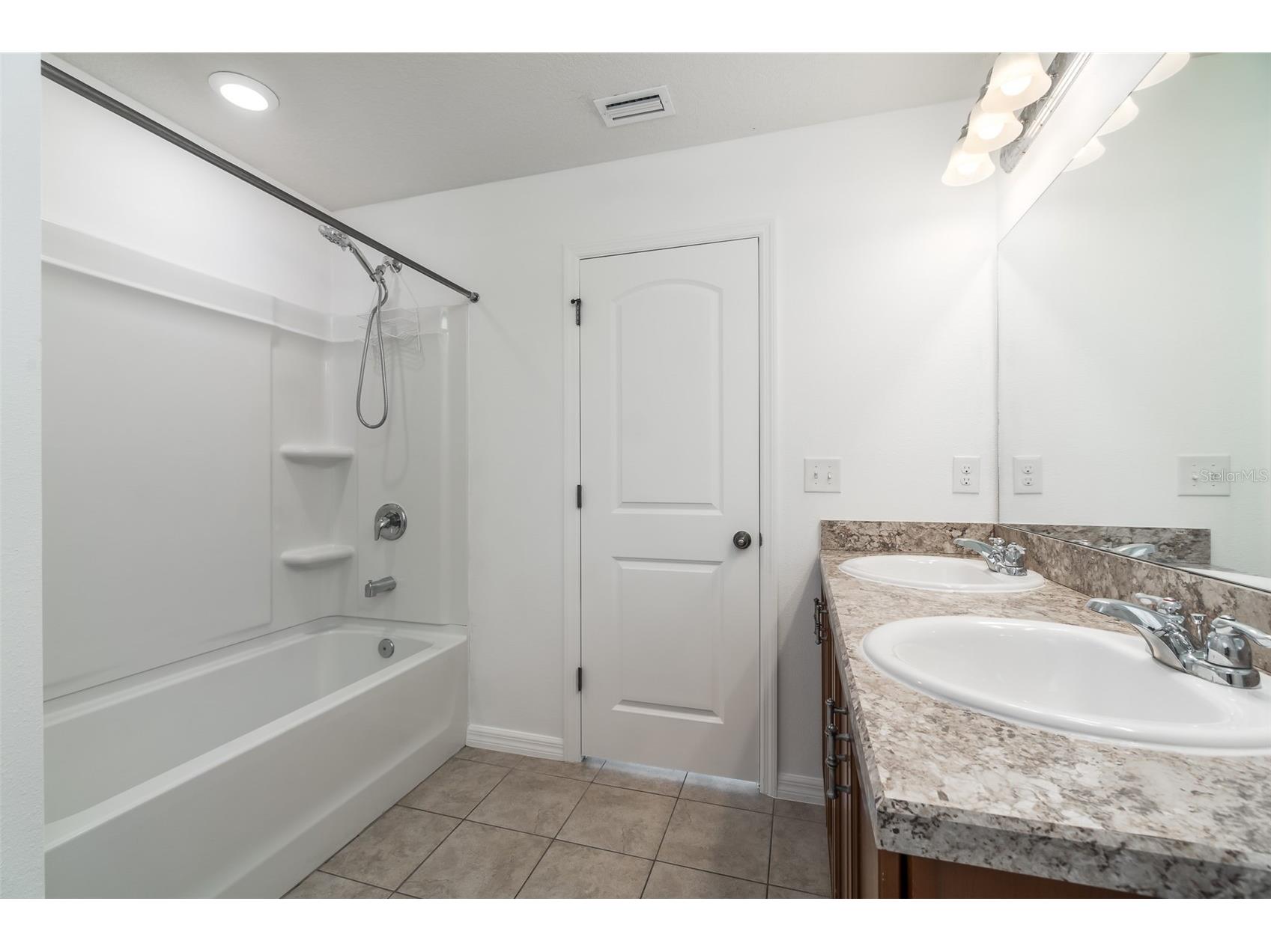 11220 Gold Compass Street Gibsonton FL 33534 TB8496293 image10
