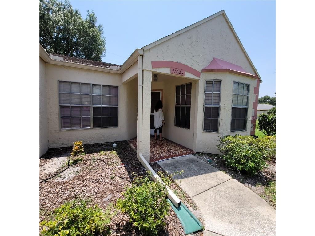11224 Versailles Lane Port Richey FL 34668 W7860782 image1