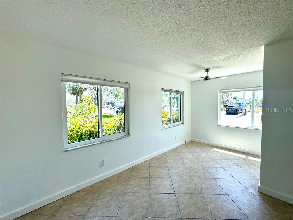 11225 1st Street E Treasure Island FL 33706 TB8380609 image11