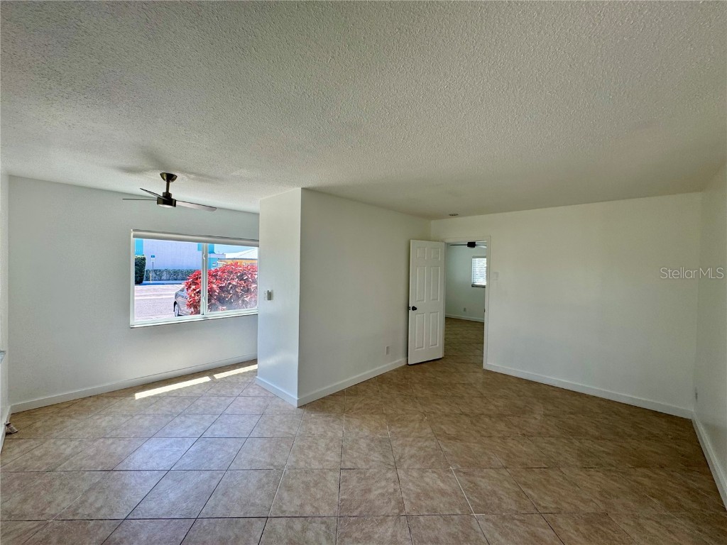 11225 1st Street E Treasure Island FL 33706 TB8380609 image3