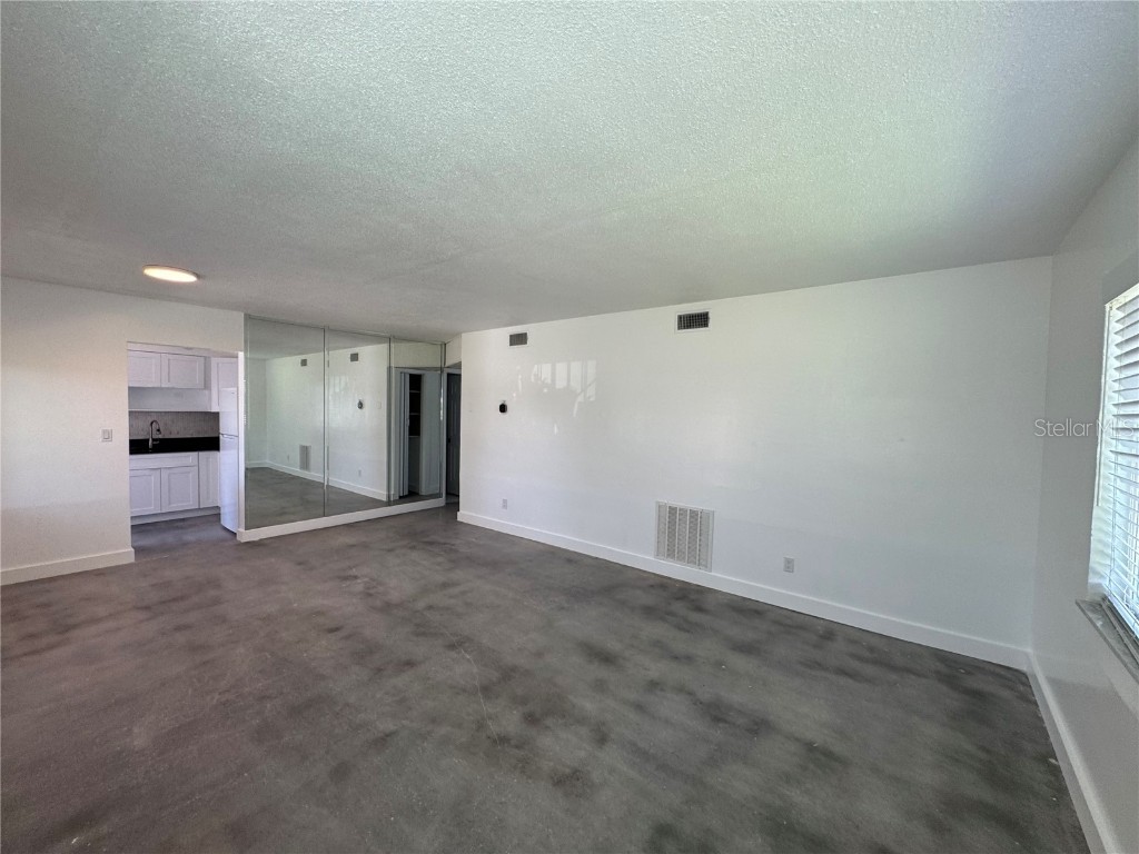 11225 1st Street E Treasure Island FL 33706 TB8380609 image40