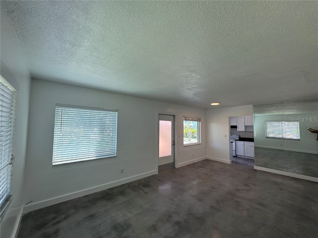 11225 1st Street E Treasure Island FL 33706 TB8380609 image41