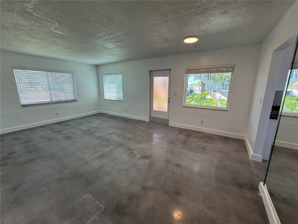 11225 1st Street E Treasure Island FL 33706 TB8380609 image45