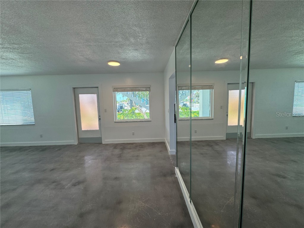 11225 1st Street E Treasure Island FL 33706 TB8380609 image49