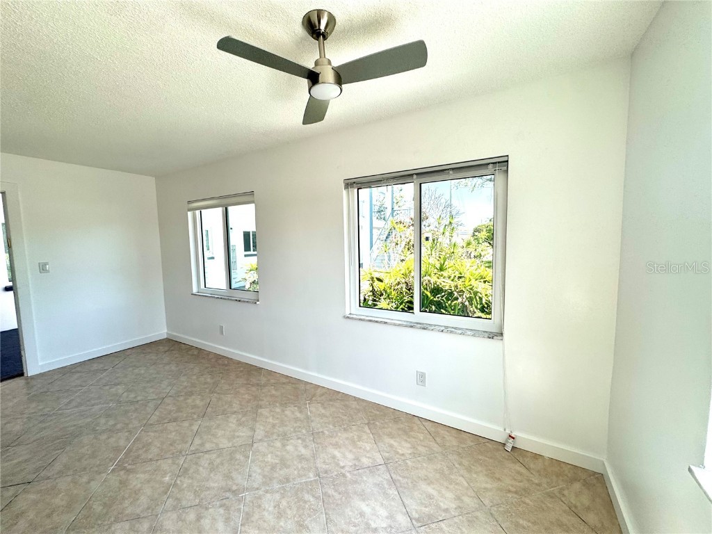 11225 1st Street E Treasure Island FL 33706 TB8380609 image7