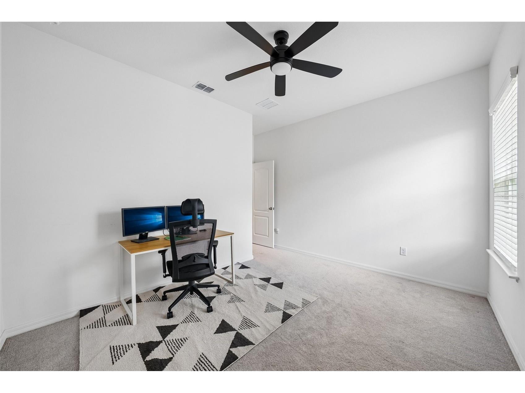 11225 June Briar Loop San Antonio FL 33576 TB8508297 image19