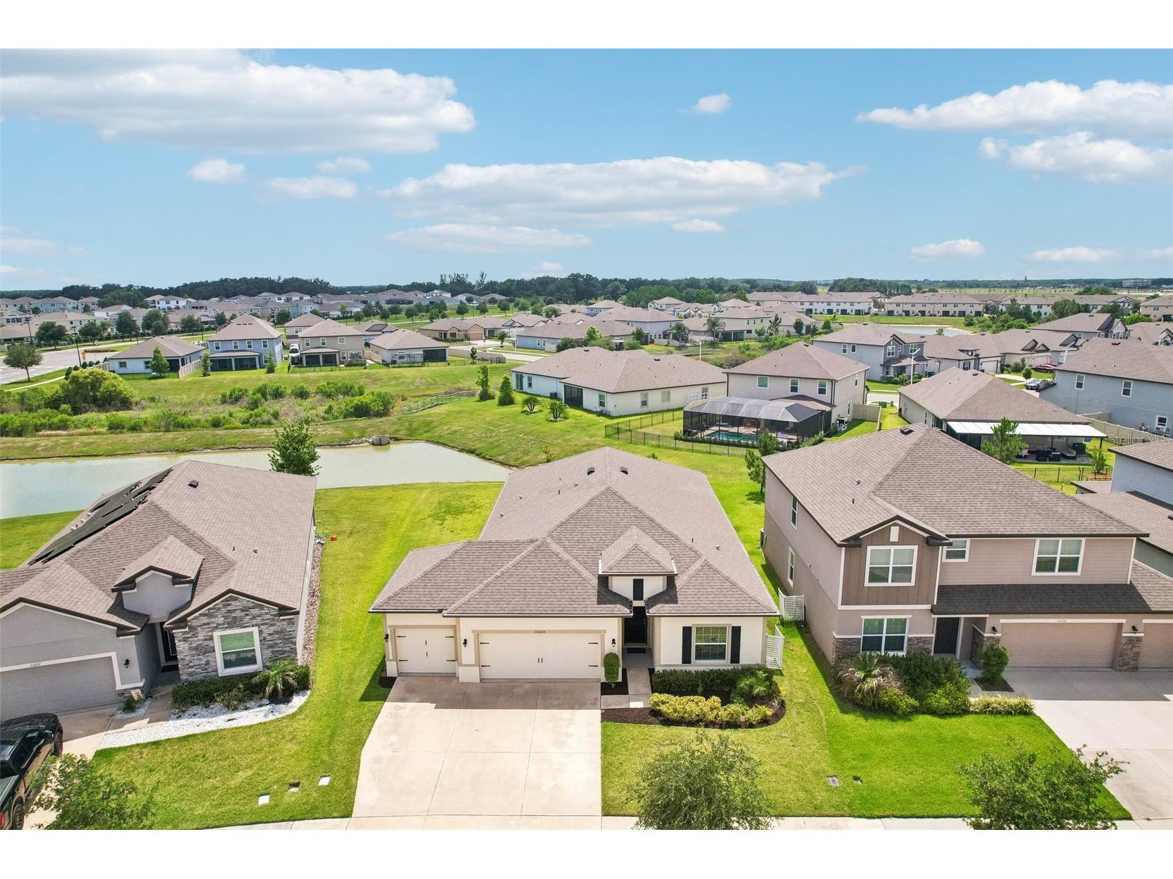 11225 June Briar Loop San Antonio FL 33576 TB8508297 image26