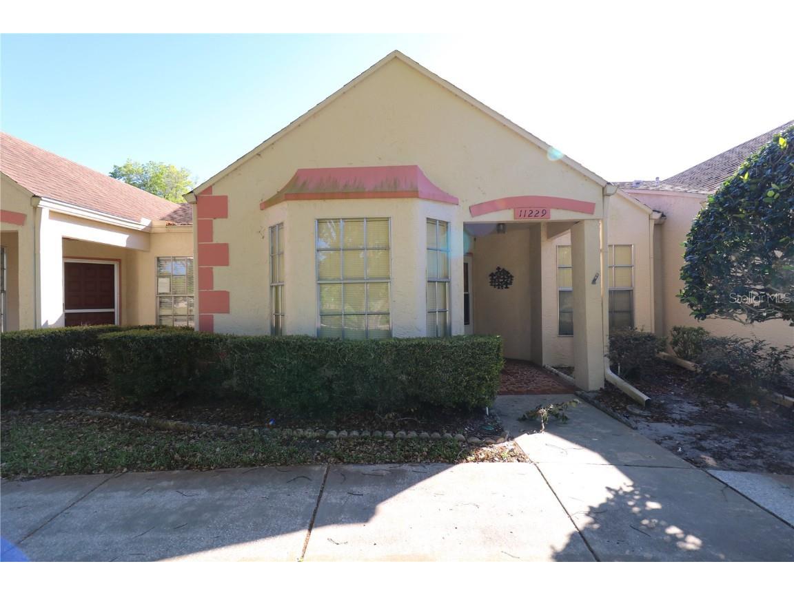 11229 Versailles Lane Port Richey FL 34668 W7853459 image1