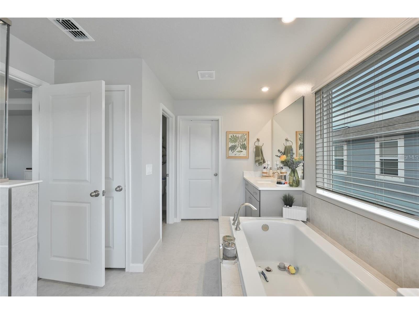 1123 Creek Valley Court Brandon FL 33511 TB8525967 image12