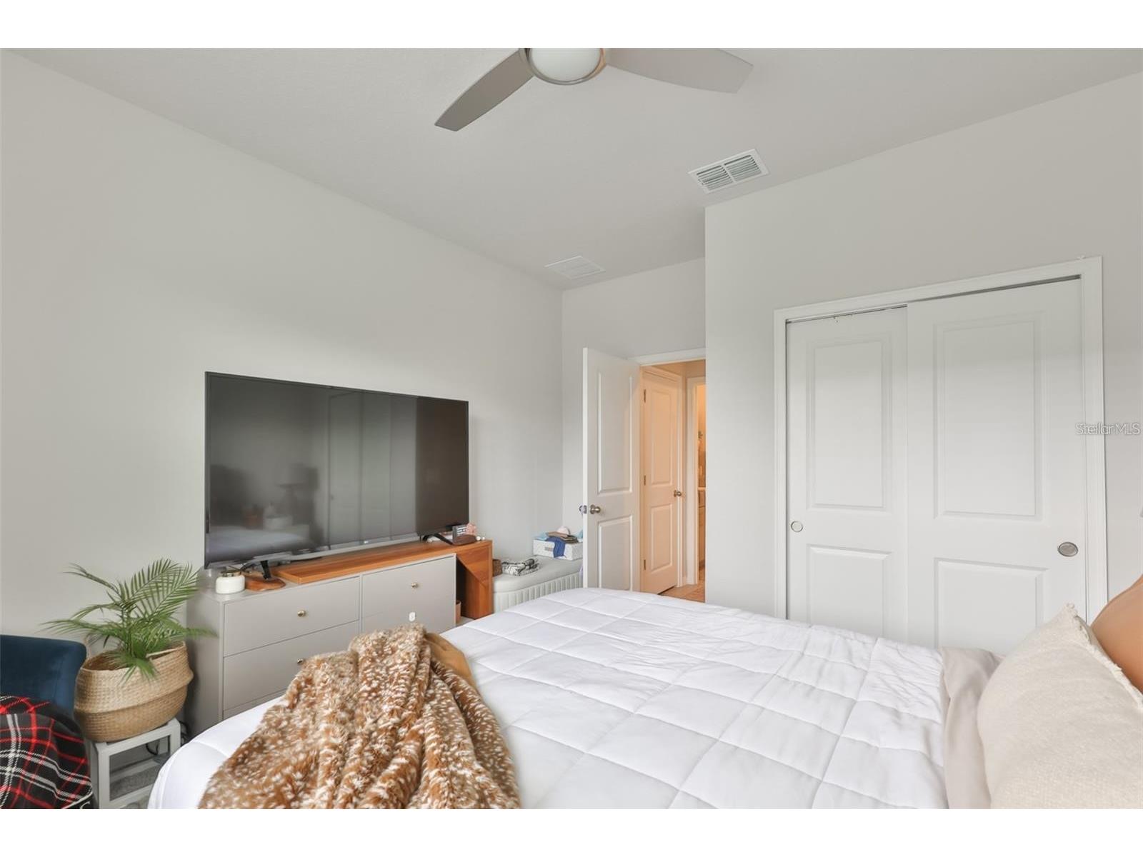 1123 Creek Valley Court Brandon FL 33511 TB8525967 image20