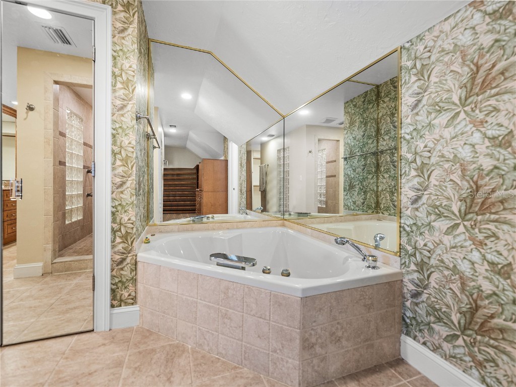 1123 Cypress Point W Winter Haven FL 33884 - LAKE ELOISE P4934938 image46