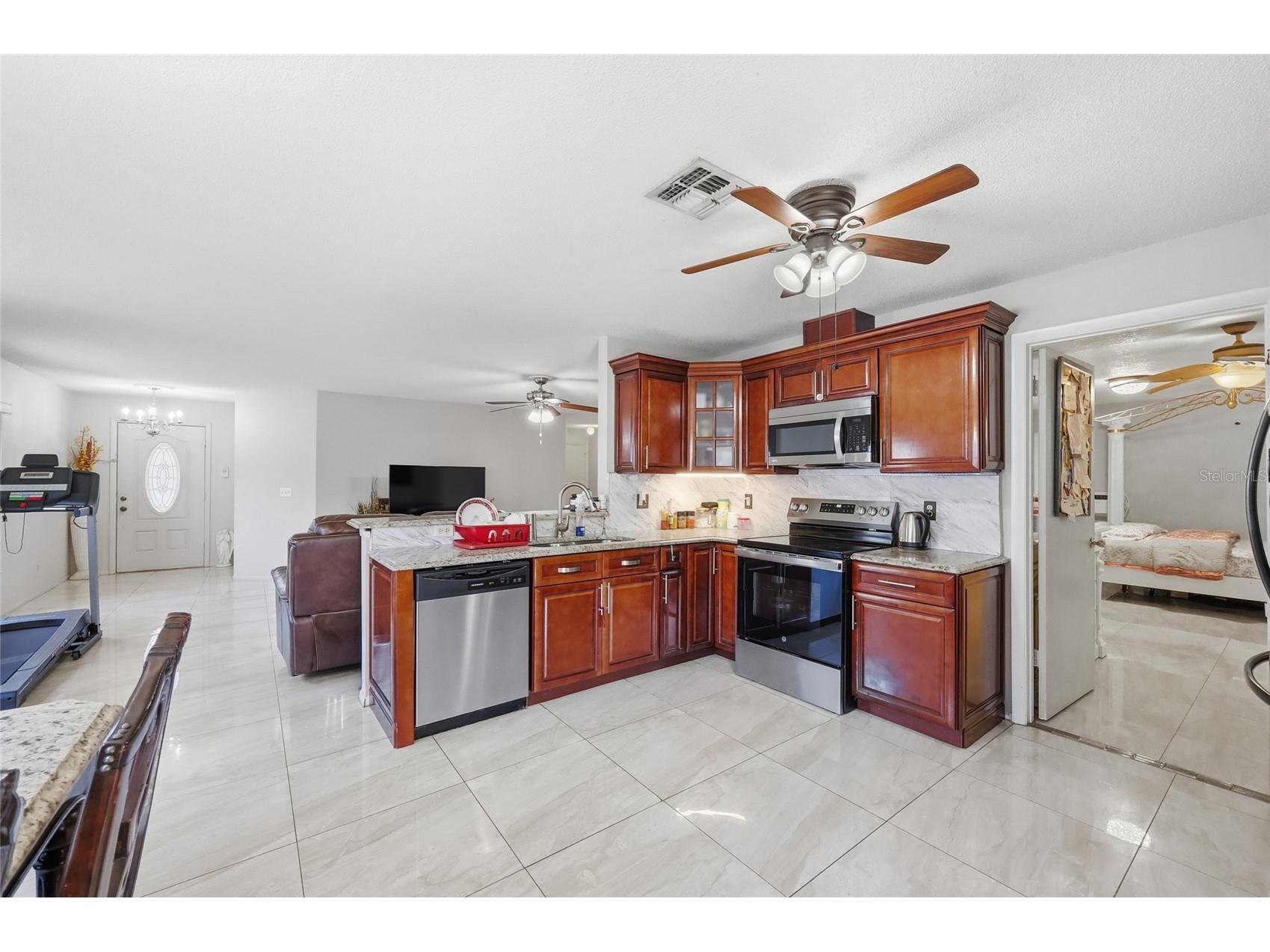 1123 Epson Oaks Way Orlando FL 32837 TB8470758 image20