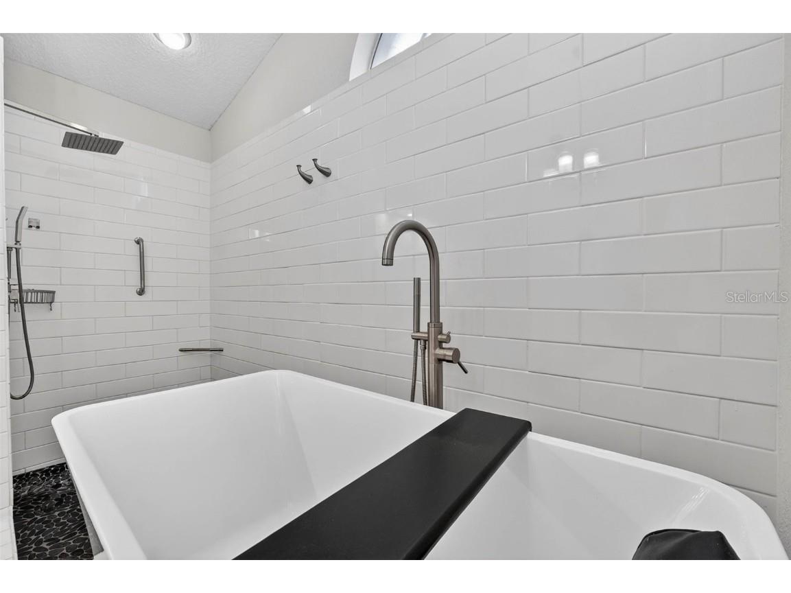 1123 Hounds Run Safety Harbor FL 34695 TB8460116 image54