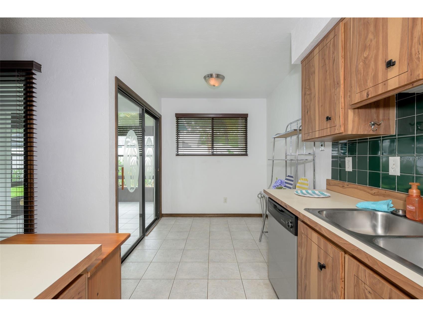 1123 Sherbourne Way Ormond Beach FL 32174 NS1088529 image11
