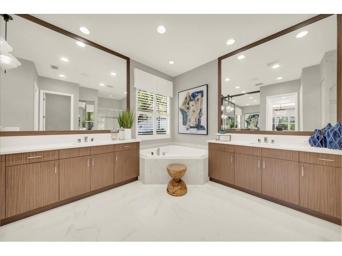 11230 Daphne Court Naples FL 34120 TB8467261 image41