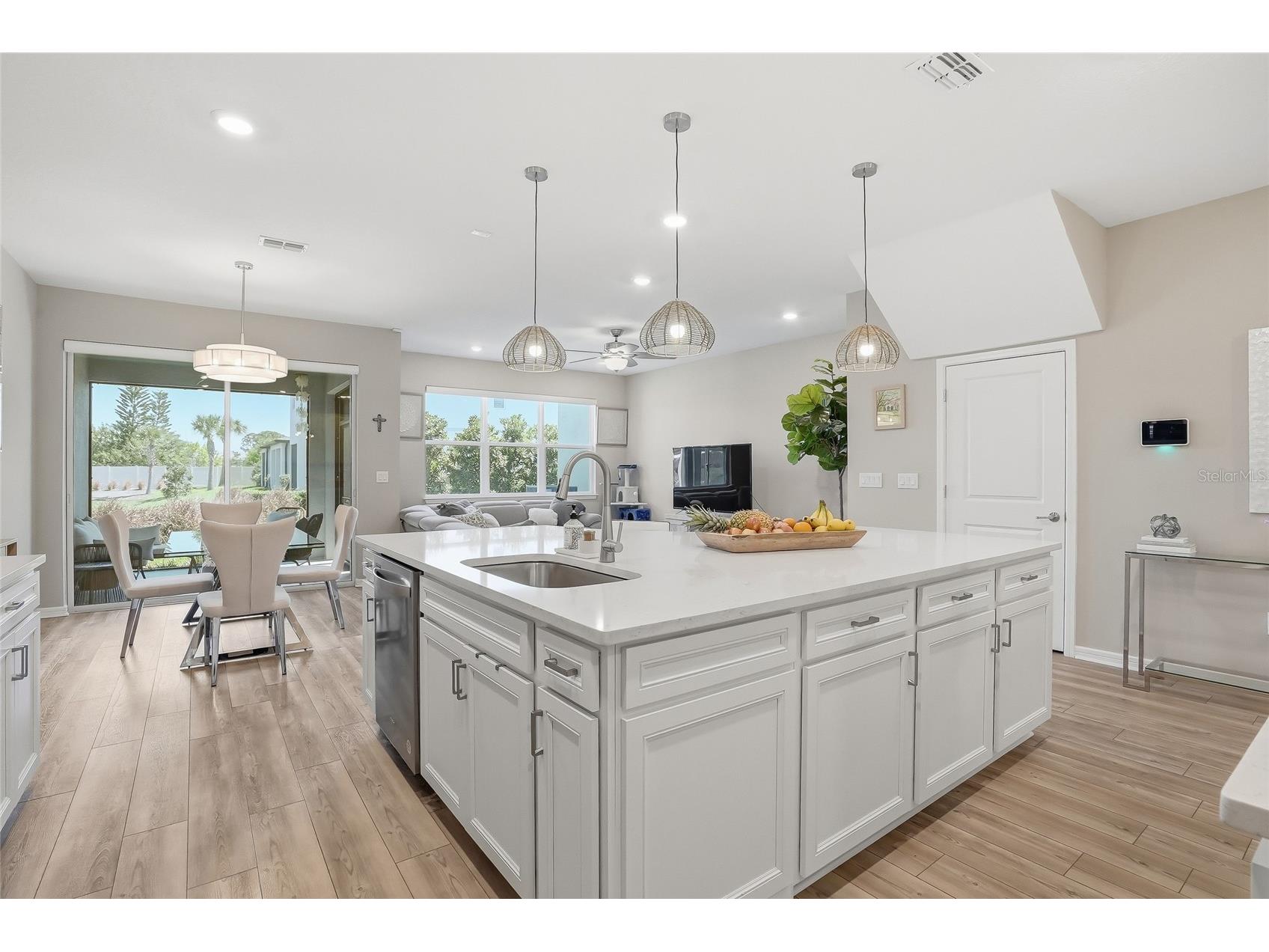 11231 Beach Walk Way NE Saint Petersburg FL 33716 TB8491947 image11