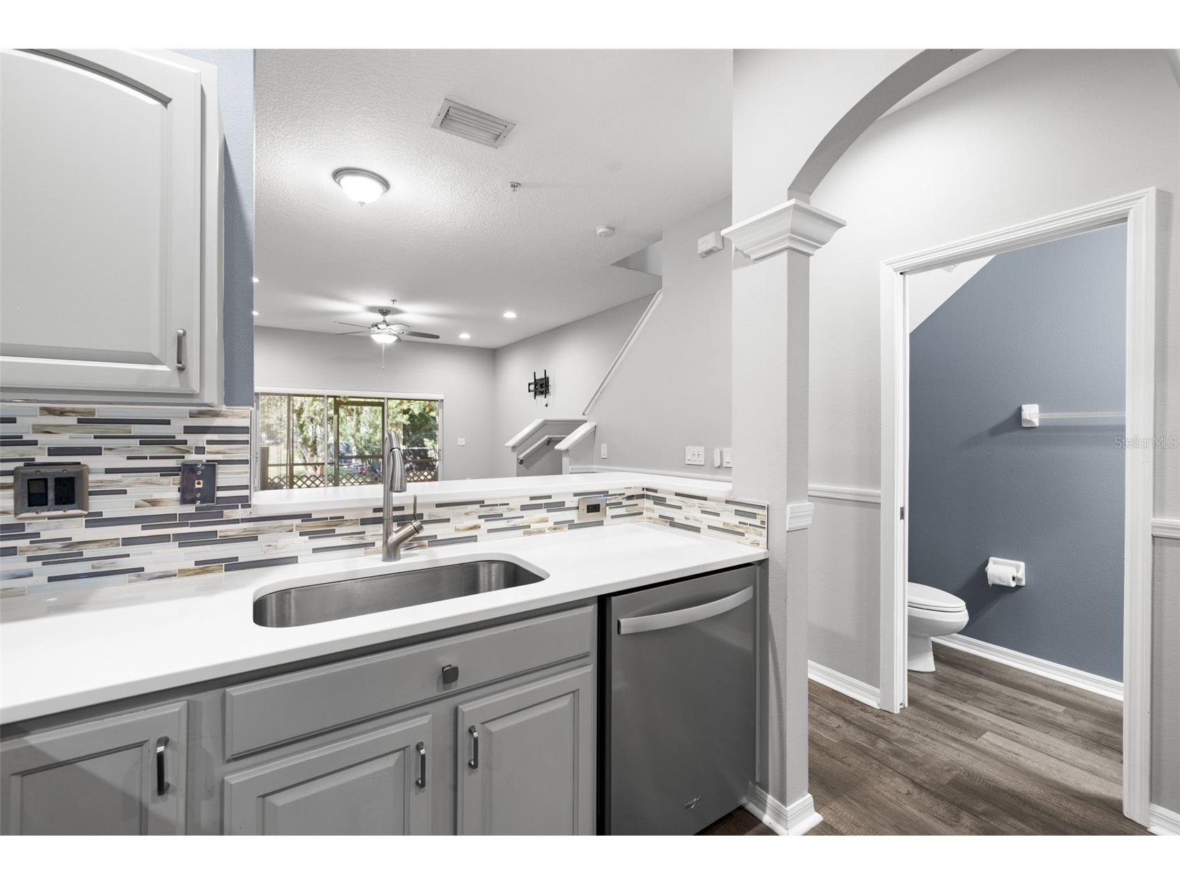 11231 Kapok Grand Circle Saint Petersburg FL 33708 TB8454332 image12