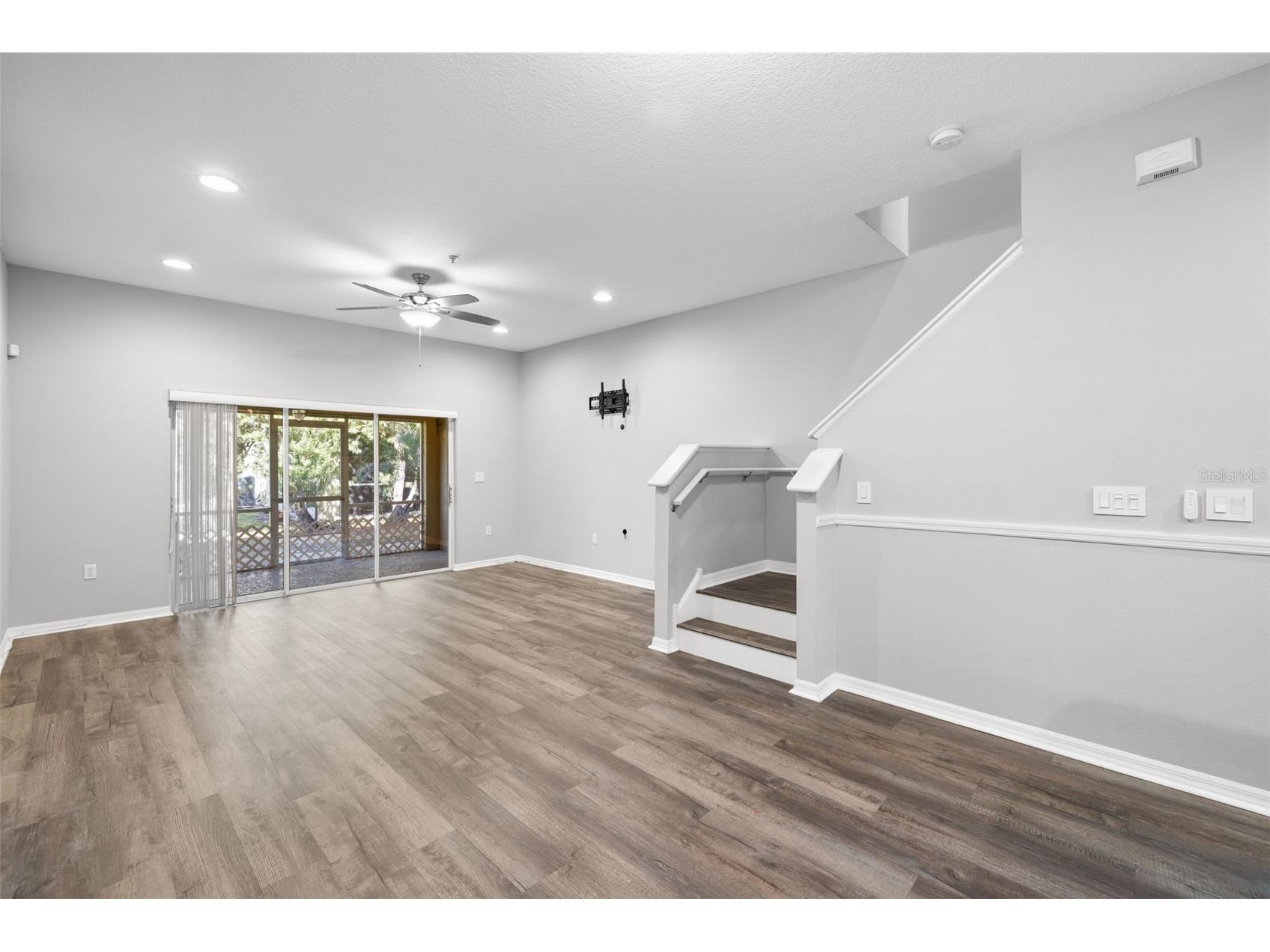 11231 Kapok Grand Circle Saint Petersburg FL 33708 TB8454332 image15